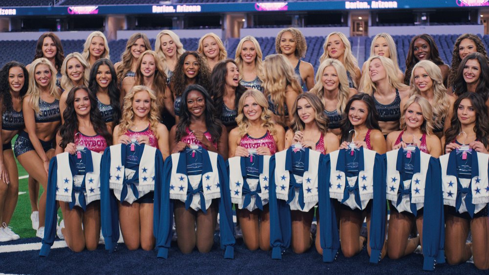 How Much Money Do NFL Cheerleaders Make During Football Season