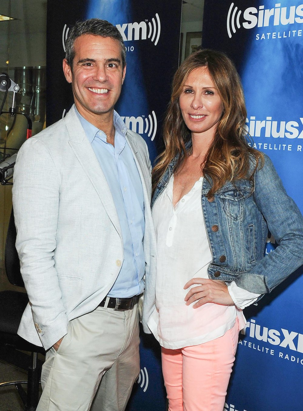 Dentro de la complicada historia de Andy Cohen y Carole Radziwill, dentro y fuera de cámara