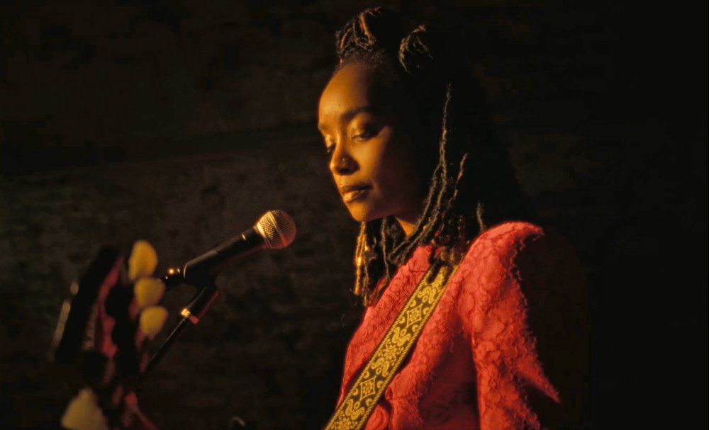 KiKi Layne and Thomas Doherty Star in Music Romance Dandelion