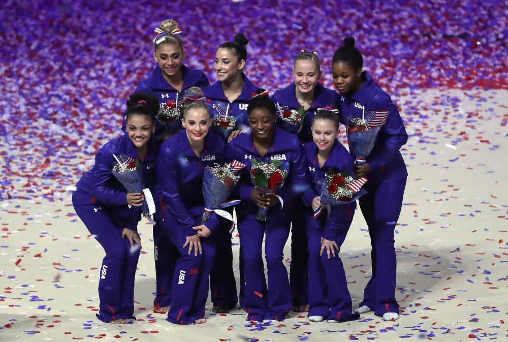 Historia explicada de las gimnastas Simone Biles y MyKayla Skinner