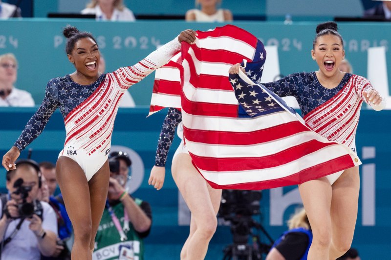 Simone Biles, Suni Lee Planned TikToks With Medals After Olympic Event