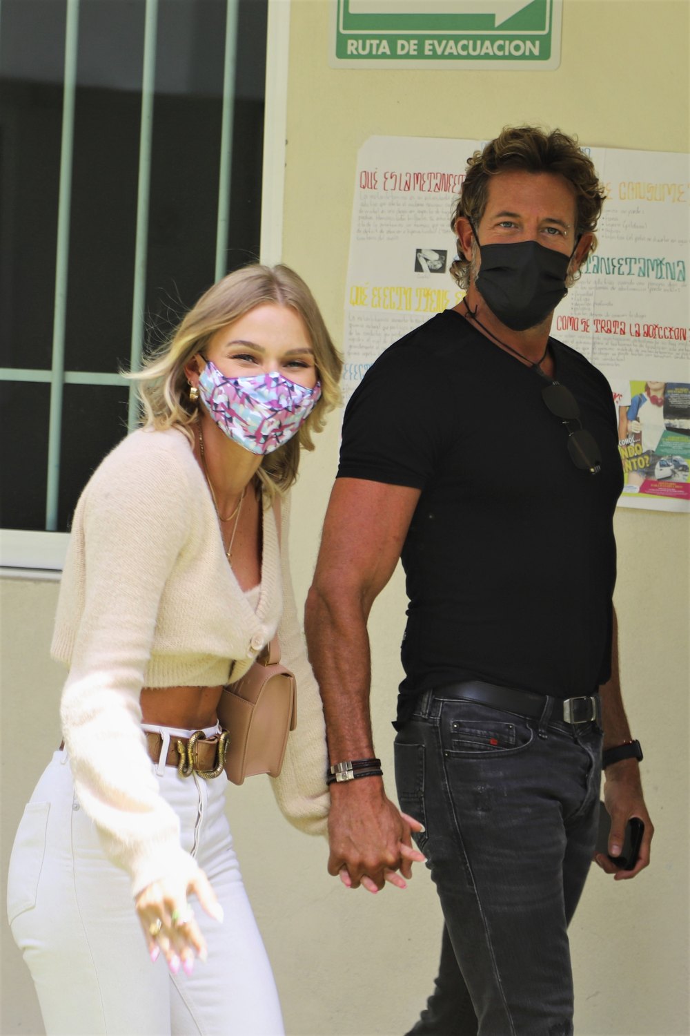 Irina Baeva y Gabriel Soto