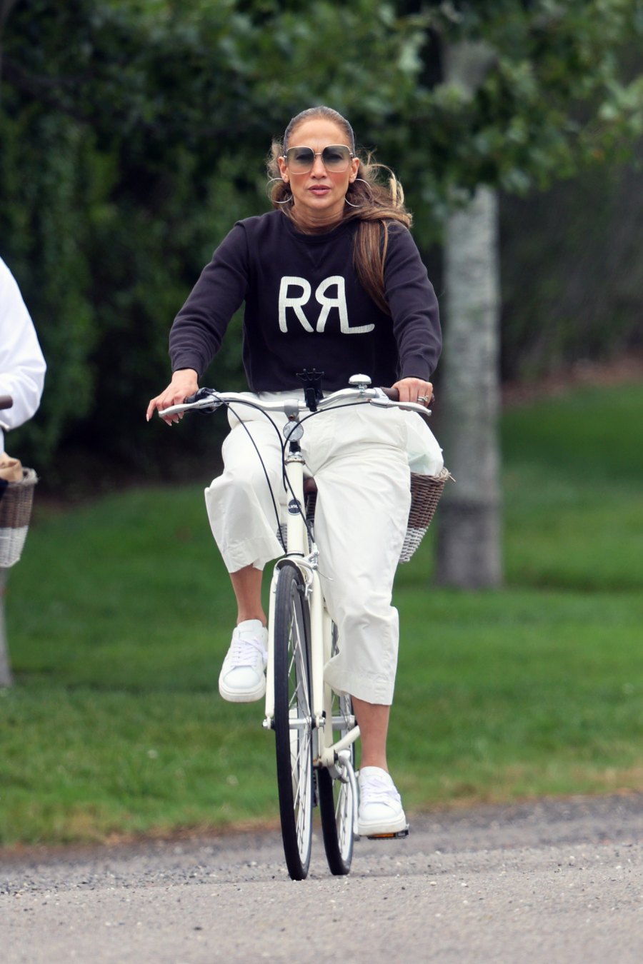 Jennifer Lopez s Best Hamptons Looks