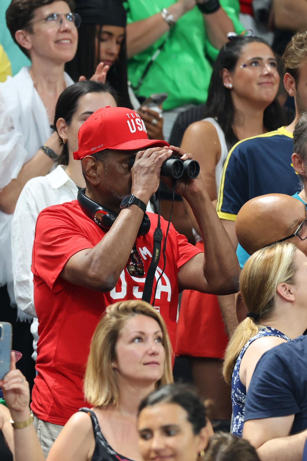 Simone Biles Gushes That Her Dad is So Freaking Cute for Using Binoculars to Watch Her at 2024 Paris Olympics 431