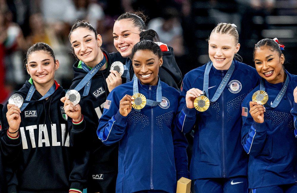 Simone Biles Wins a Total of TK Medals at the 2024 Paris Olympics