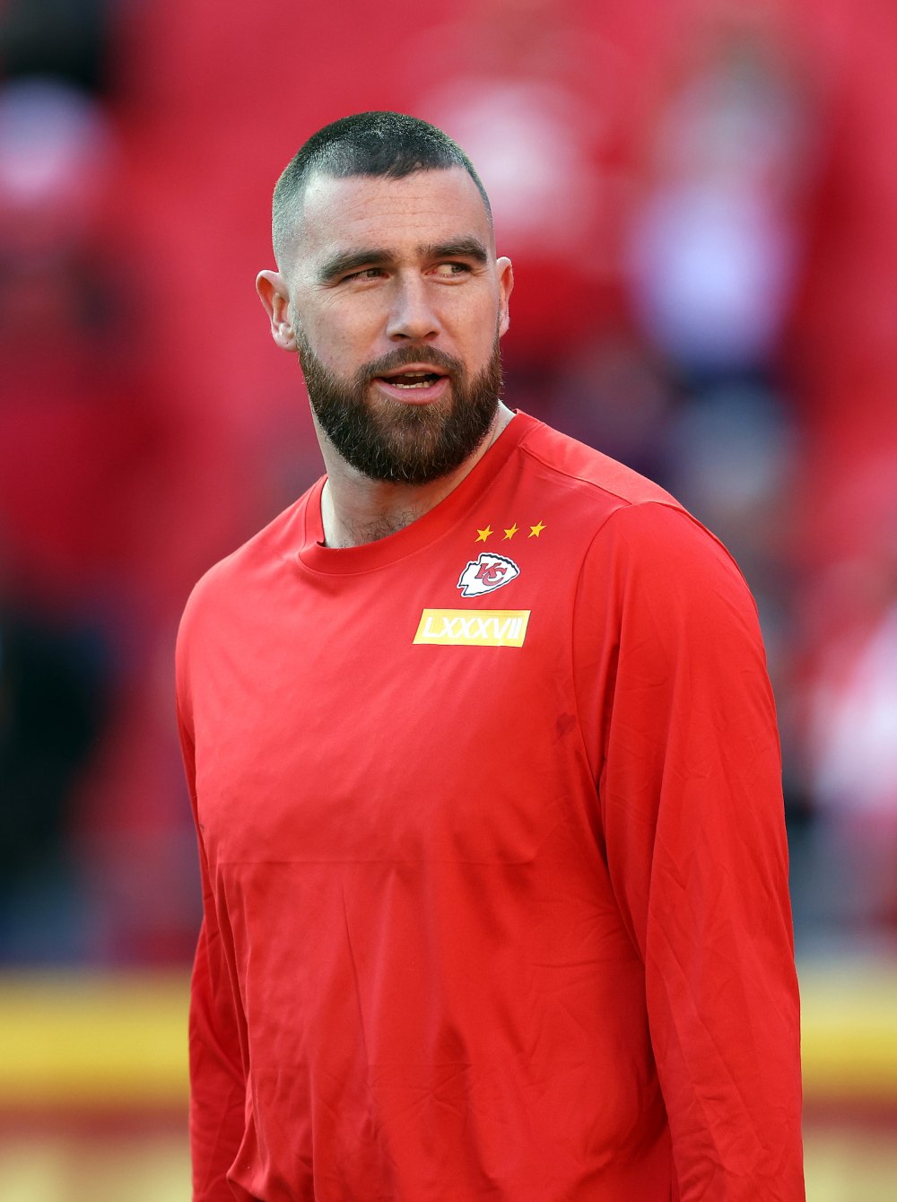 Travis Kelce Tells Michael Phelps He Couldn t Be a Swimmer Because Doesn t Have the Wingspan