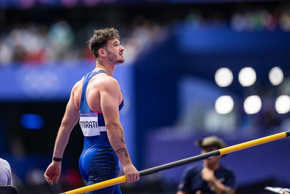 Pole Vaulter Anthony Ammirati Jokes About Buzz of Viral Bulge 871