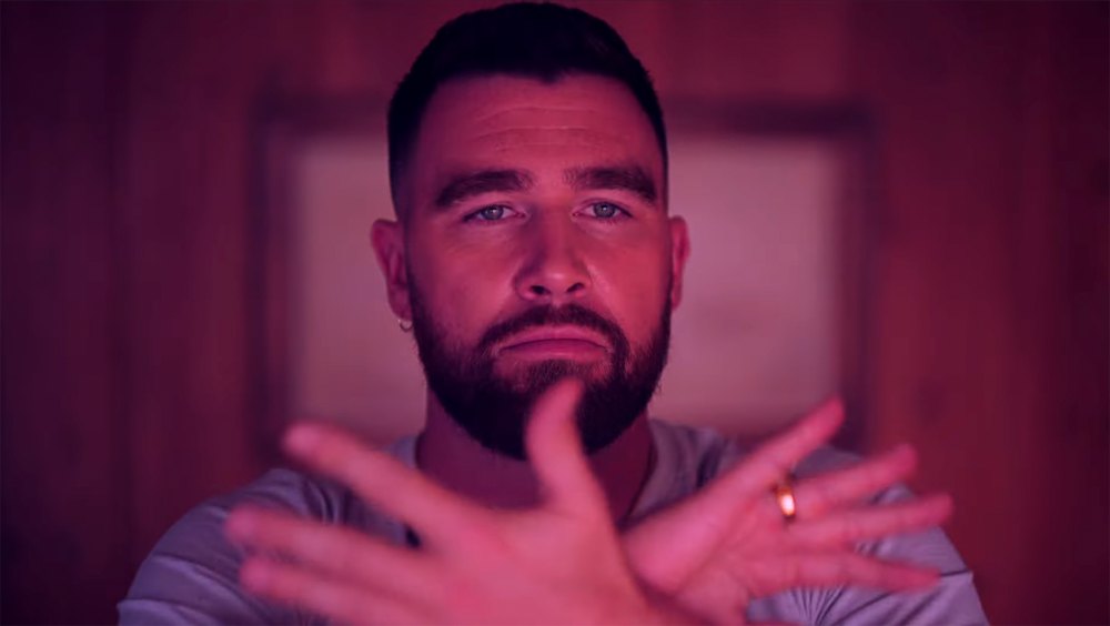 Travis Kelce aparece brevemente en el primer teaser de Grotesquerie