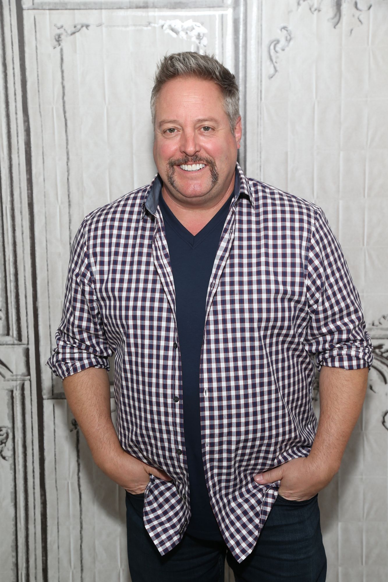 Gary Valentine Bio Pic