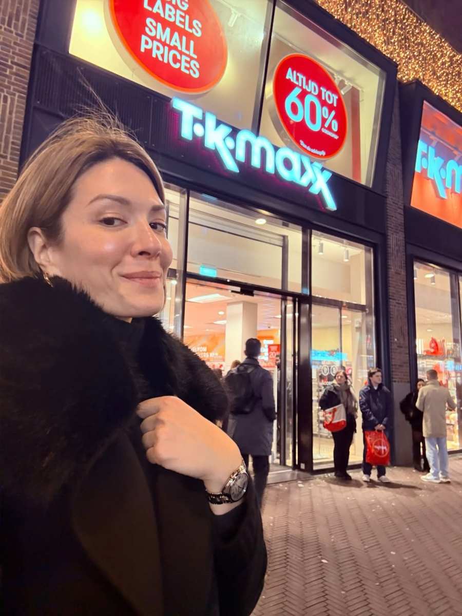 Stars They re Just Like Us Michelle Collins