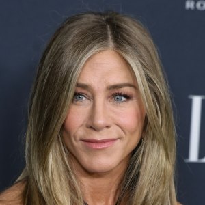 LOS ANGELES, CALIFORNIA - NOVEMBER 17: Jennifer Aniston attends Elle Women in Hollywood 2025 at Four Seasons Hotel Los Angeles at Beverly Hills on November 17, 2025 in Los Angeles, California. (Photo by Rodin Eckenroth/FilmMagic)