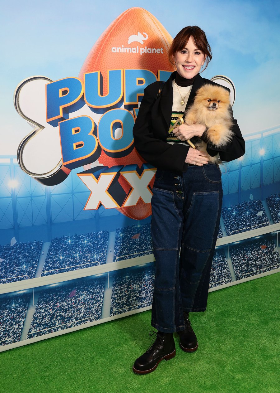 Molly Ringwald Puppy Bowl 22 Press Event Hot Pics