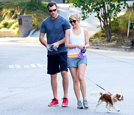 Brooks Laich and Julianne Hough walking dogs