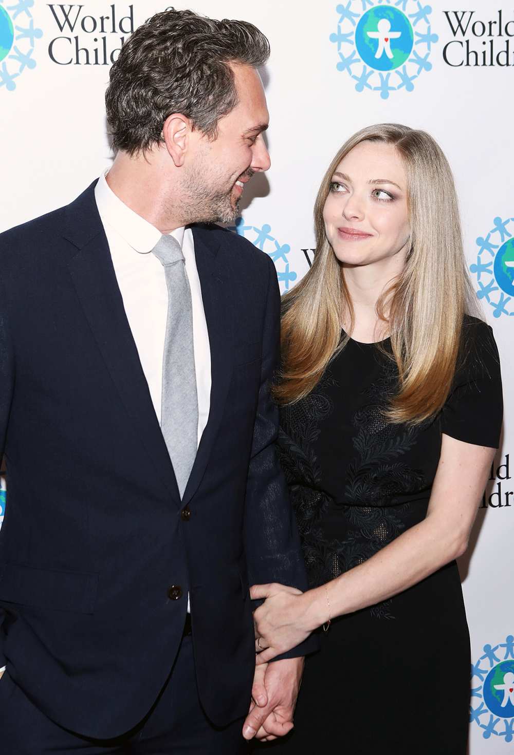 Amanda Seyfried Thomas Sadoski