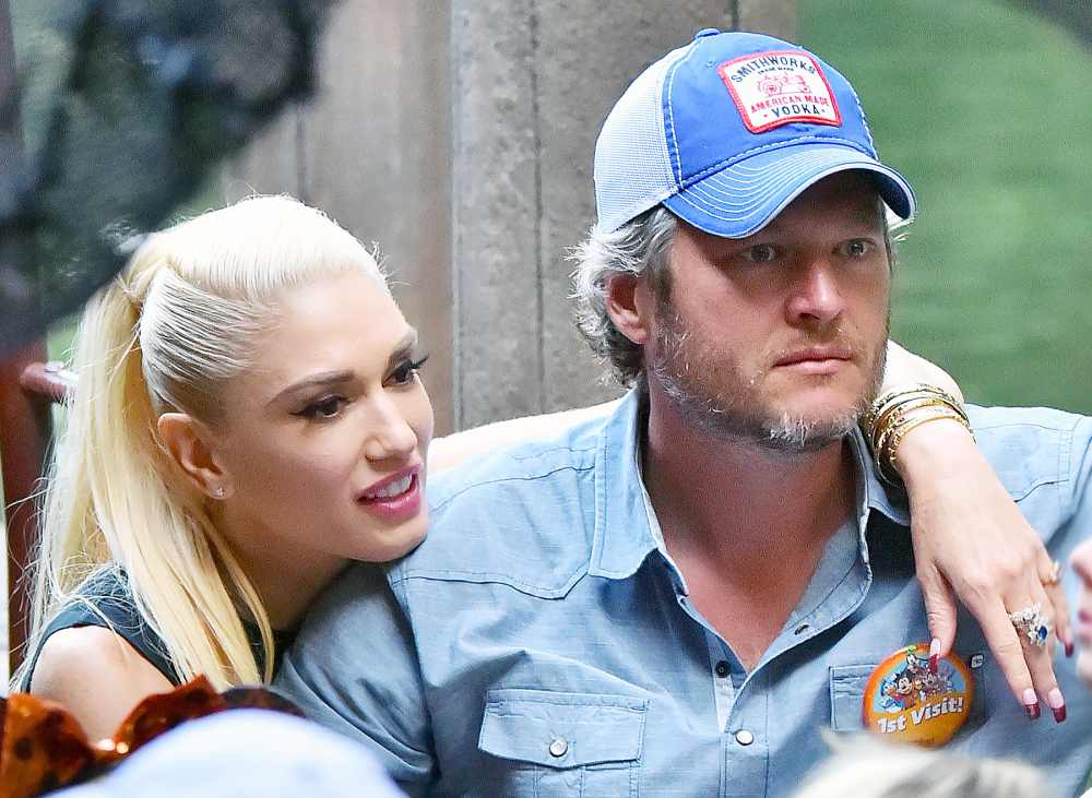 Gwen Stefani Blake Shelton Disneyland