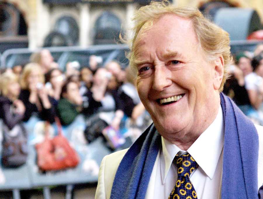 Robert Hardy arrives in London's Leicester Square for the European Premiere of his latest film 